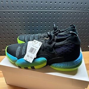 Adidas Trae Young 2 “Trae Tilen” basketball shoes